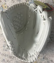 Model- ggefp125bw. Rawlings GG elite 12.5” pro design Softball glove. This 12.5’’ model is designed with a Basket...