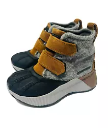 Sorel Toddler Girls Boots, Out N About Waterproof Rain Boot. Toddler Girls Size 9. Suede, rubber. 3.5 in shaft. 1.25 in...