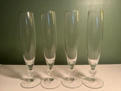 Champagnes Toasting Flutes. MARQUIS by WATERFORD. Heart Stem.