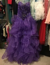 Beautiful Quinceanera Dress size 2 purple. Shipped with USPS Priority Mail. Not include petticoat.