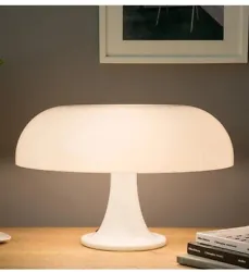 Lampe de Chevet, Bureau, Salon ou chambre. Lampe Style années 60 années 70. Ampoules: Ampoules LED à visser type E14...