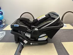 GRACO SnugRide 35 Lite LX Infant Car Seat - Rear Facing.Selling it because my girl has outgrown it.Please don’t...