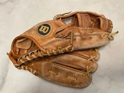 Vintage Wilson A2264 Jim Rice GLOVE MITT RHT Right Hand FAST SHIP (Read Desc.). Vintage worn used condition.
