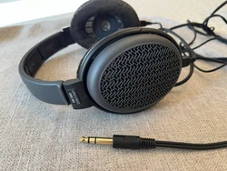 Sennheiser HD 580 precision open air vintage hifi headphones. This is a used unit, in super working condition. I am the...