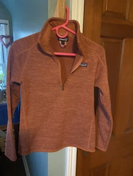 Patagonia fleece quarter zip pullover women’s orange small.