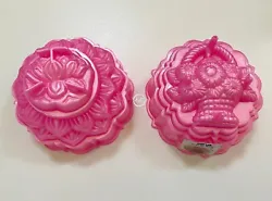 Set of 2 Flower Jello Mold. Easy to make a cake attractive. Easy to use and clean. Aesthetic and clean appearance. Well...
