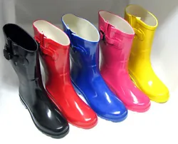 Low Heel Rain \ Snow Boots. Heel Height: approx. Full Height: approx. Size 5, sole length approx. Size 6, sole length...