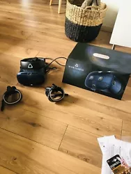 Avec le HTC Vive Cosmos, le constructeur propose une nouvelle génération de casque de réalité virtuelle. HTC a...