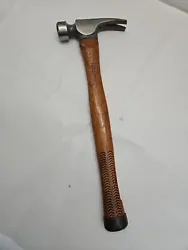 This vintage Craftsman framing hammer with a 23oz. head and wood handle is a reliable tool for any carpentry or...