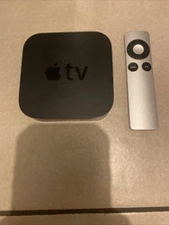 Apple TV - Modèle : A1378 - 2ème Génération Avec Télécommande,sans Câble. Fonctionne très bien Bon état Trace...