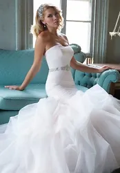 Beautiful Allure Bridals wedding gown. Bought it but decided to wear another gown.