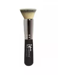 Heavenly Luxe Top Buffing Foundation Brush #6. We will do our best to identify and point out any defects, if they...