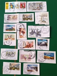 LOT TIMBRES FRANCAIS OBLITERES CACHET ROND SUR FRAGMENT NOUVEAUTES 2023.