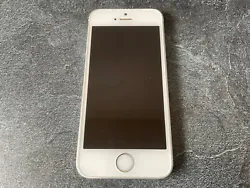 Apple iPhone 5s 16go Argent silver. Pour pièce, non fonctionnel.Déjà était ouvert pour diagnostic HS.