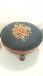 Vintage Round Small Floral Needlepoint Wooden Foot Stool Navy Blue 11