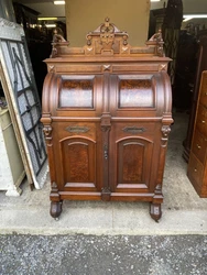 Renaissance walnut and burl 3 hinge Standard Wooton Pat. J & L Antiques NY is located in historic Hyde Park, New York...
