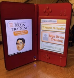 Nintendo DSi XL Édition Mario 25th Anniversary.