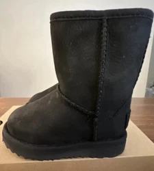 UGG TODDLER CLASSIC WEATHER SHORT WATERPROOF BLACK BOOTS SIZE 10 BRAND NEW (100% AUTHENTIC) INCLUDES BOX. THE INSIDE...