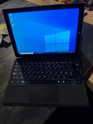 Microsoft Surface Pro 3 tactile I5-4300u 256go.  Windows 10  Ram 8go  Disque dur 256go  Chargeur inclus PS : pas de...