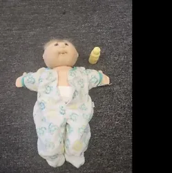 This vintage Cabbage Patch Kid Newborn Baby Doll from 1978-1982 is in great shape and comes with a complete set of...
