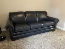 Buyer must be able to pick up from my location. Couch is heavy and required 2-3 people to get into the apartment.This...