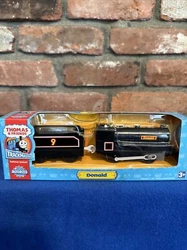 This rare and highly sought-after DONALD Thomas & Friends train set is a must-have for any collector. Whether you are a...