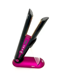 Excellent Condition. Professionally inspected and tested. Whats In the Box: Dyson Corrale straightener, Charging dock,...