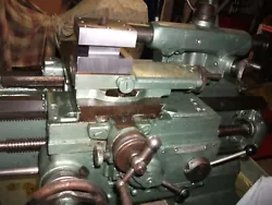 Vend tour ernault somua batignolle de 196 bonne état. poids 1000 kg poser sur une palette.