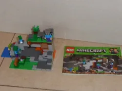 21141 The Zombie Cave. Vends Lego Minecraft. Avec Notice sans boite. Dautres photos sur demande.
