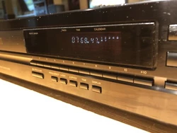 Denon DCD-595. A.S.L.C. Double Super Linear Converter. CD player. New Belts. Tested!!!Excellent working order