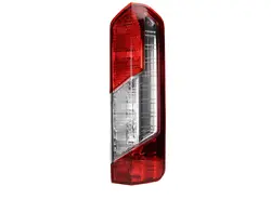 Le couvercle de la lampe arrière est en rouge et blanc. NUMÉRO DE PIÈCE FORD Convient à BK31-13404-AA ( BK3113404AA...