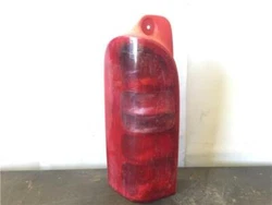 INTERNE: 53397. Enjoliveur inf feu arriere gauche pour RENAULT MASTER COMBI 2.2 L2H2 BATALLA 3578 6 - PLAZAS. Modèle:...