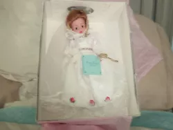 Brand New in Box Vintage Madam Alexander Doll Empire Bride # 22470..Box in great condition...