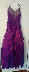 Gorgeous purple Prom/Quinceanera dress in excellent condition.