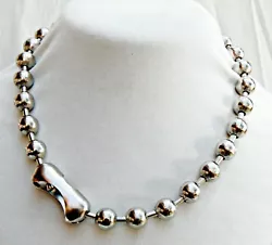 ONE Choker. This is a close to 