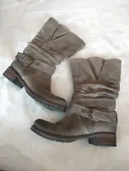 THESE AMAZING BOOTS ARE A SOFT LEATHER SUEDE AND A BEAUTIFUL CHARCOAL COLOR SURE TO MATCH AND DRESS UP MANY OUTFITS....
