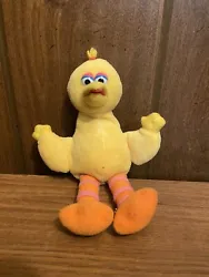 This Sesame Street plush toy by GUND is a must-have for any young fan! Featuring the beloved character Big Bird, this...