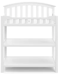 Add convenience and style to your baby’s nursery with this Graco changing table. The classic design and white color...