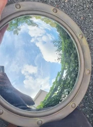 ANCIEN ET RARE MIROIR CONVEXES DE SORCIÉRE.  Bois et cuivre Dans son jus, traces dusages  État correct   Dimensions...