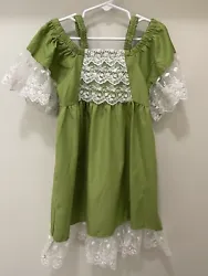 Trish Scully Girls Gorgeous Green And White Camilla Lace Dress Sz 5. First and last pictures show stock photos of this...