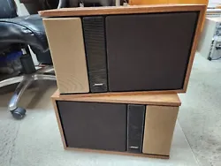 BOSE 301 Series II Direct/Reflecting Speakers Left & Right Tested. These vintage speakers sound great. Ive been using...