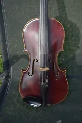 The violin has the original oil varnish. Violin needs neck repair, see photo. violin length.60, highest salary.36....