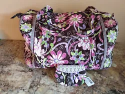 Vera Bradley XL Purple Punch Duffel  Grand Traveler Bag Retired in excellent pre-owned condition.  The bonus...