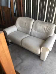 EKORNES STRESSLESS 2 SEAT 2 SEATER LEATHER RECLINING SOFA LOVESEAT IN AS PICTURED GOOD GENTLY USED CONDITION . PICK UP...