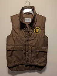 Vintage 80s 90s puffer vest cropped down NRA Patch. Awesome vintage one of a kind piece National Riffle Association...