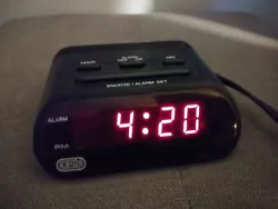 Classic 90s alarm clock!