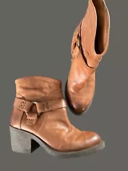 Lucky Brand Women’s Boots Size 6M Shoes Leather LK Bambi Rider Harness Buckle.  Really nice leather boots in very...