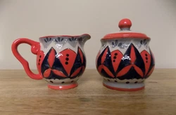 Enjoy your morning coffee or tea with this cute set! > Width 4 1/2