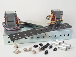 Ce kit reproduit la version originale la plus aboutie du CUSTOM 50 des années 70. Le vrai et légendaire ton...