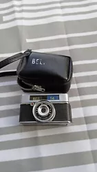 JAPON 1960 - MINI APPAREIL PHOTO BELL 14 - 3,5 X 7 X 4 CM avec sa pochette.